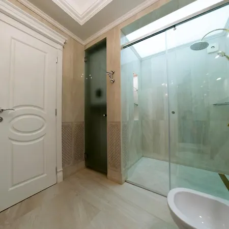 Harmony - Monte Carlo 4*