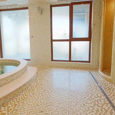 Harmony - Monte Carlo 4*