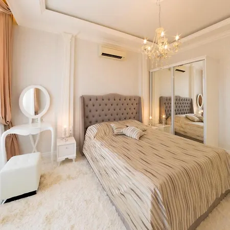 アパートホテル Harmony - Monte Carlo